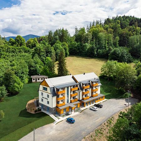 Hotel Edvard Френштат-под-Радгоштем Экстерьер фото