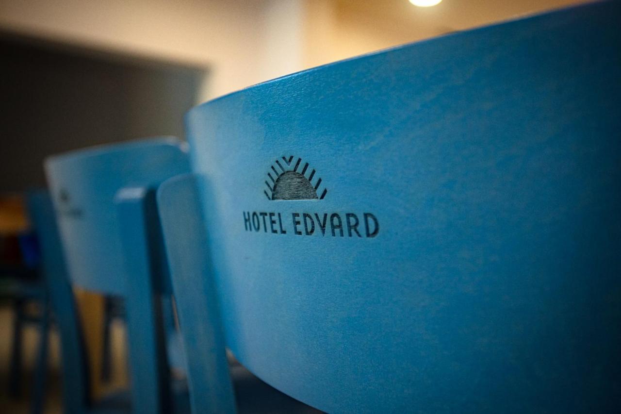 Hotel Edvard Френштат-под-Радгоштем Экстерьер фото